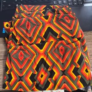 Lularoe- Mixed colors - Orange & Misc